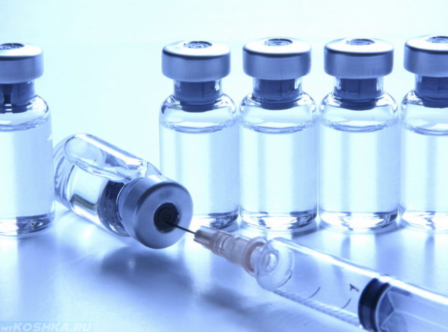 Вакцина в прозрачных колбочках